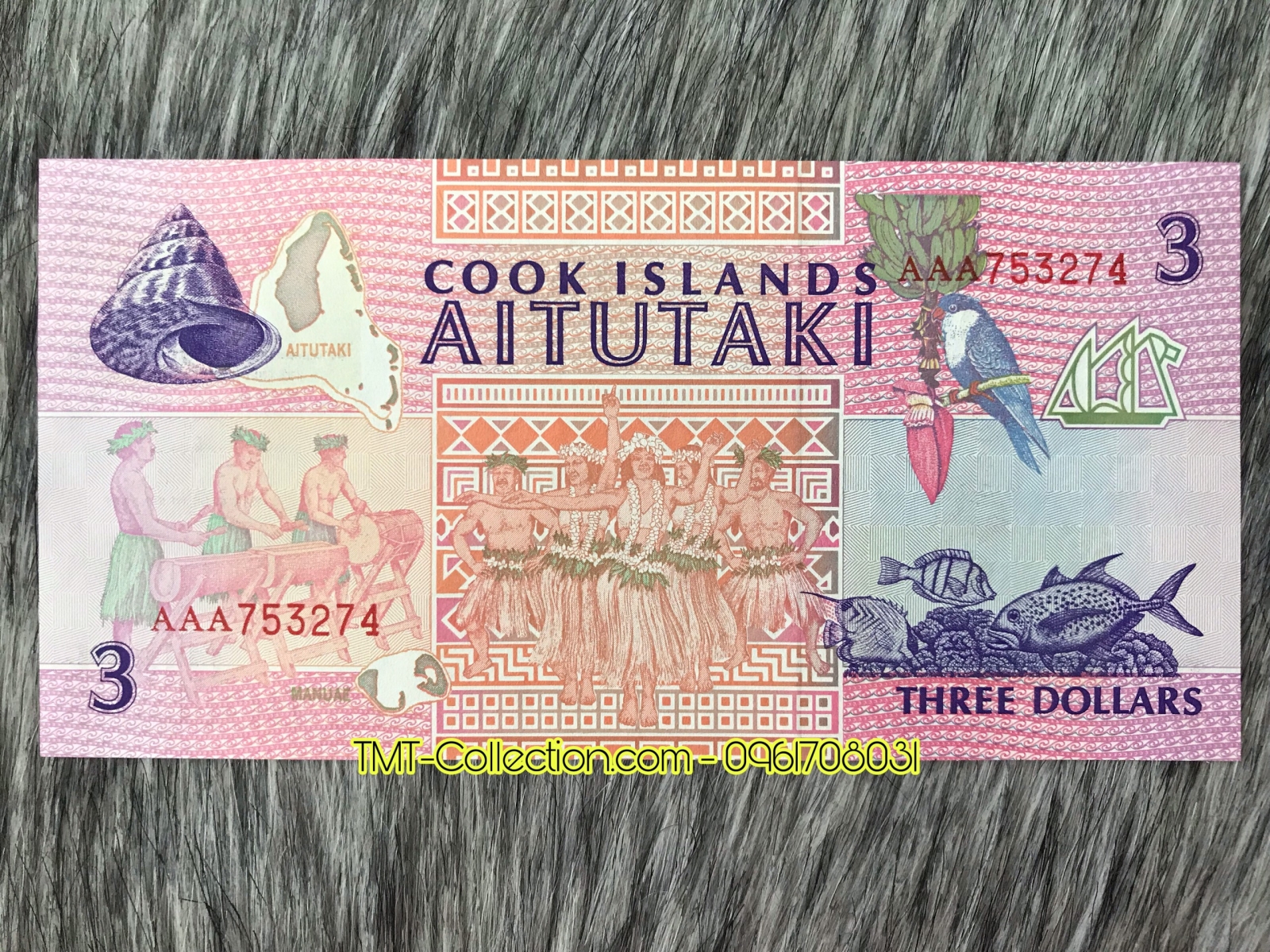 Cook Islands 3 Dollars 1992 UNC