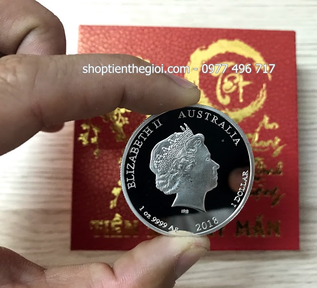 tiền xu bạc con chó