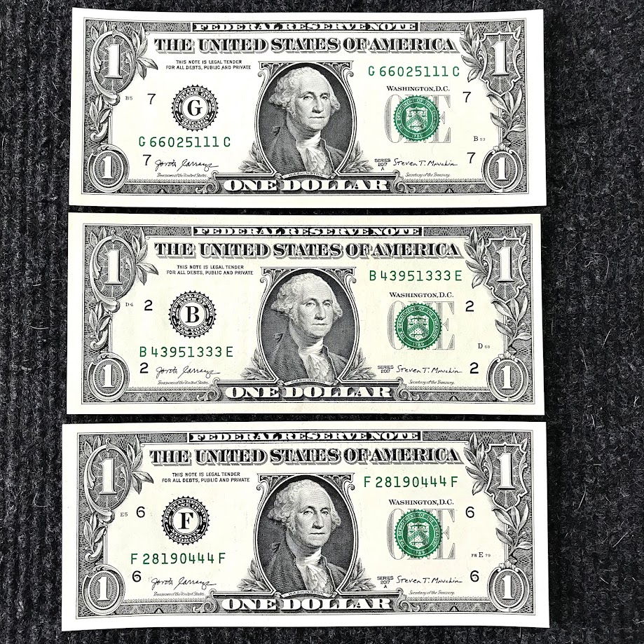 Tiền 1USD seri đẹp, TAM HOA