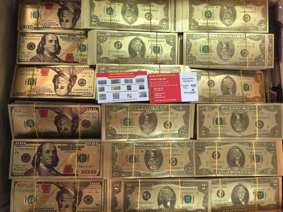 tiền 100 usd mạ vàng
