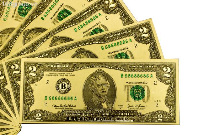 Tiền 2 USD mạ vàng