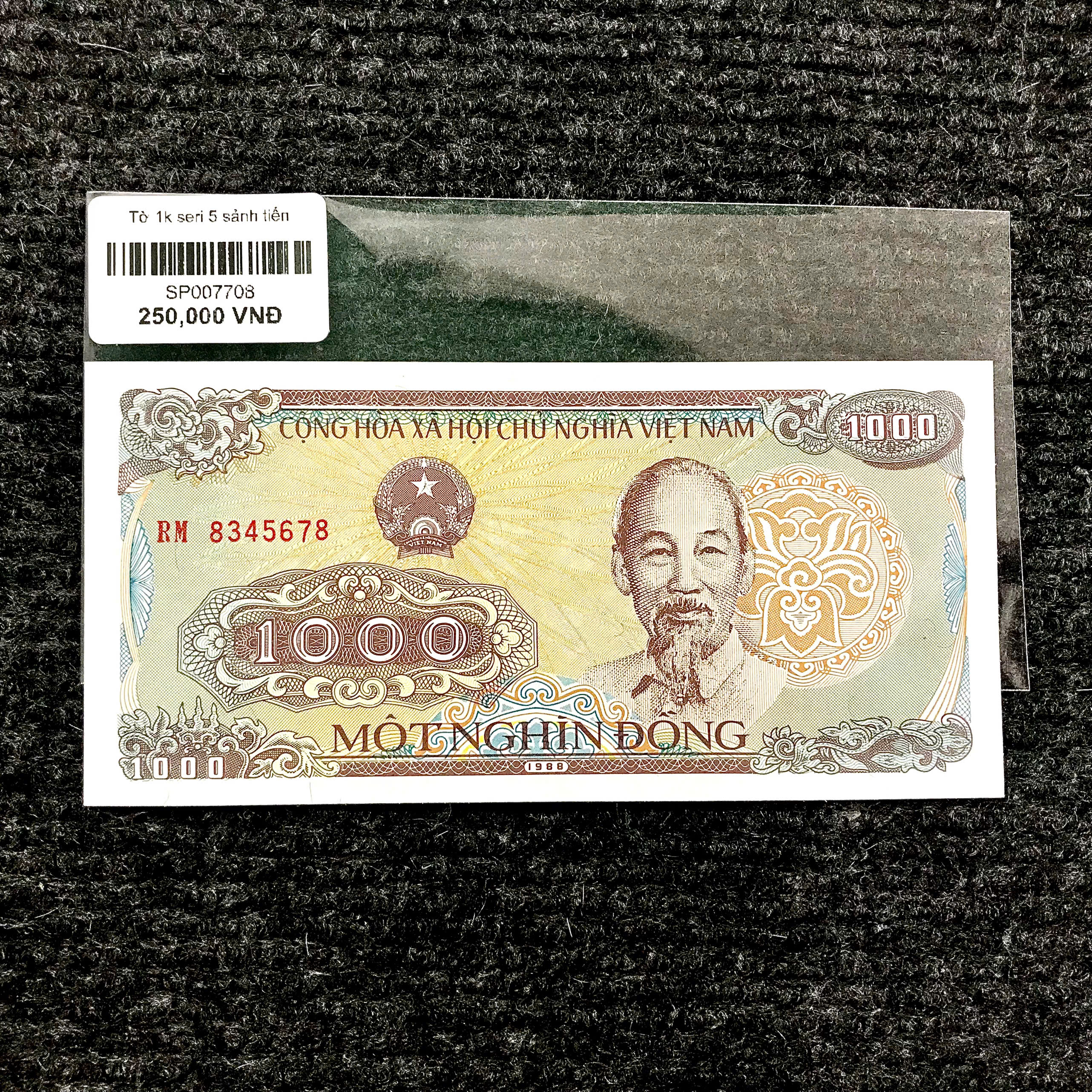 Tờ 1k seri 5 sảnh tiến - SP007708