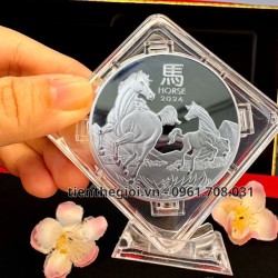 Khung Xoay Xu Úc Hình Con Ngựa Mạ Bạc 2026 - SP008175